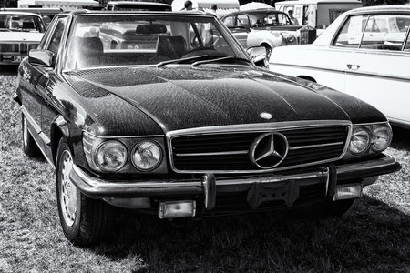 PAAREN IM GLIEN, GERMANY - MAY 19: The two-door coupe Mercedes-Benz C107 (560SL), black and white, US version, The oldtimer show in MAFZ, May 19, 2013 in Paaren im Glien, Germanyのeditorial素材