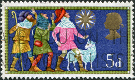 UNITED KINGDOM - CIRCA 1969: A stamp printed in England, shows three shepherds and the Star of Bethlehem, Christmas, circa 1969のeditorial素材