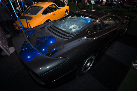 MAASTRICHT, NETHERLANDS - JANUARY 08, 2015: Supercar Jaguar XJ220. International Exhibition InterClassics & Topmobiel 2015のeditorial素材