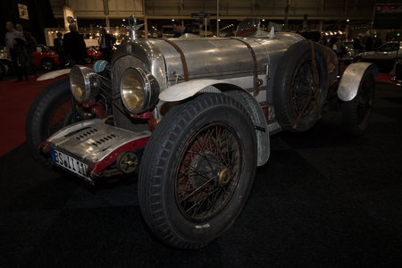 MAASTRICHT, NETHERLANDS - JANUARY 08, 2015: Racing car Chrysler Imperial 80 Vitale Special, 1927. International Exhibition InterClassics & Topmobiel 2015のeditorial素材