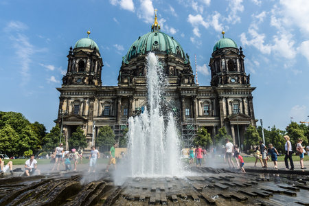 BERLIN - AUGUST 08, 2015: Fountain in front of Berlin Cathedral (Berliner Dom).のeditorial素材