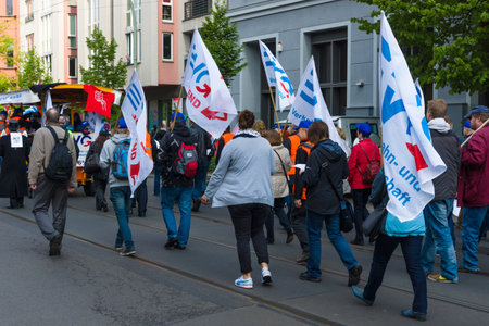 BERLIN - MAY 01, 2015: Members of trade unions and the workers hold a rally on the occasion of Labour Day.のeditorial素材
