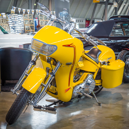 STUTTGART, GERMANY - MARCH 18, 2016: Motorbike Harley-Davidson PRO STREET Low luxury Liner (Kenny Boyce), 2000. Europe's greatest classic car exhibition "RETRO CLASSICS"のeditorial素材