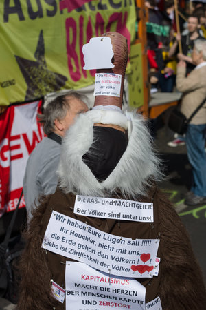 BERLIN - MAY 01, 2016: An activist in the neck suit. Members of trade unions, workers and employees at the demonstration on the occasion of Labour day.のeditorial素材