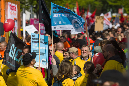 BERLIN - MAY 01, 2016: Members of trade unions, workers and employees at the demonstration on the occasion of Labour day.のeditorial素材