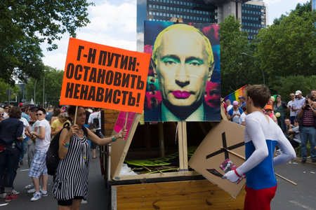 BERLIN, GERMANY - JUNE 22, 2013: Christopher Street Day. Demonstration of support for gays and lesbians of Russia against homophobic of the Act passed by the State Duma of the Russian Federation.のeditorial素材