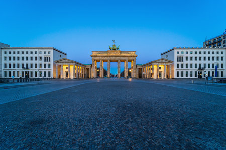 Pariser Platz and Brandenburg Gate. Early morning. Desert area caused by quarantine as a result of coronavirus infection. Berlin, Germany. March 2020.のeditorial素材