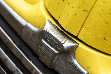 FINOWFURT, GERMANY - MAY 06, 2023: The emblem of a Ford Deluxe Coupe, close-up. Race festival 2023. Season opening.のeditorial素材