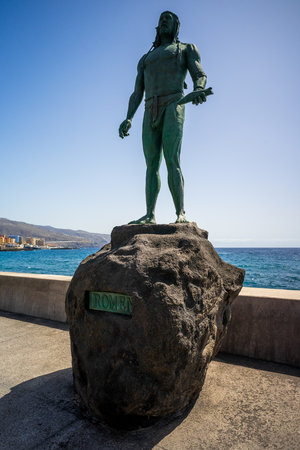 CANDELARIA, TENERIFE, SPAIN - JULY 19, 2023: Statue of Romen (mencey), one of the great leaders of the Guanche aborigines in the Canary Islands.のeditorial素材