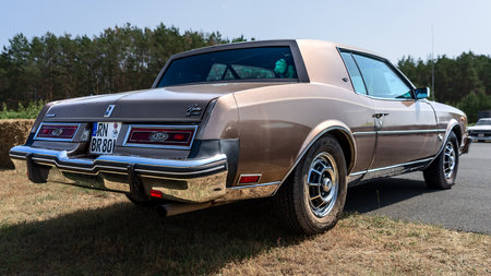 LINTHE, GERMANY - MAY 27, 2023: The personal luxury car Buick Riviera S-Type, 1980. Rear view. Die Oldtimer Show 2023.のeditorial素材