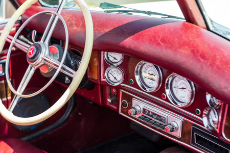 LINTHE, GERMANY - MAY 27, 2023: The interior of a roadster Mercedes-Benz 500K (W29). Die Oldtimer Show 2023.のeditorial素材