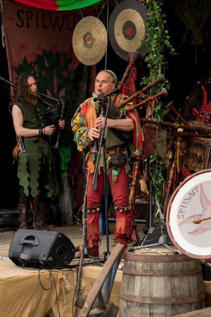 CHORIN, GERMANY - APRIL 01, 2024: Easter Monday. Easter market in medieval style and theatrical performance (Oster-Kloster-Fest).のeditorial素材