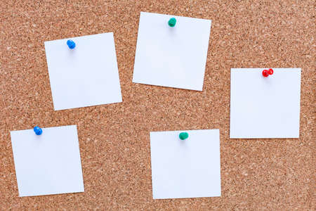 The cork board with blank notesの写真素材