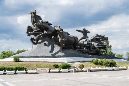 The monument of the Tachanka-Rostovchanka in the city of Rostov-on-Don in Russia. A clear sunny day on May 24, 2021のeditorial素材