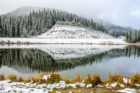 first snow reflected, Kananaskis, Country, Alberta, Canadaの写真素材