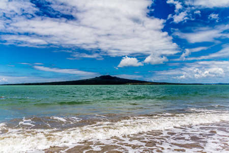 beaches, rolling waves and lots of boating are the highlights on Narrows Neckの写真素材