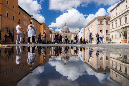 VATICAN CITY, ITALY- APRIL 08: Saint Peters Square and Basilica in Vatican City on April 08, 2019のeditorial素材