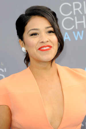 Gina Rodriguez at the 21st Annual Critics' Choice Awards held at the Barker Hangar in Santa Monica, USA on January 17, 2016.のeditorial素材