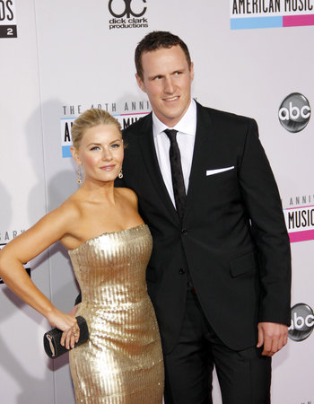 Elisha Cuthbert and Dion Phaneuf at the 40th Anniversary American Music Awards held at the Nokia Theatre L.A. Live in Los Angeles, United States, 181112.のeditorial素材