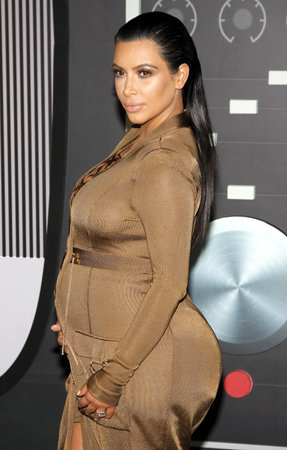 Kim Kardashian at the 2015 MTV Video Music Awards held at the Microsoft Theater in Los Angeles, USA on August 30, 2015.のeditorial素材