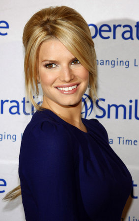 Jessica Simpson at the Operation Smile 25th Anniversary Gala held at the Beverly Hilton in Beverly Hills, USA on October 5, 2007.のeditorial素材
