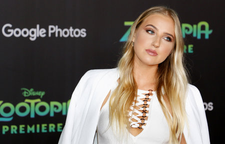 Veronica Dunne at the Los Angeles premiere of 'Zootopia' held at the El Capitan Theater in Hollywood, USA on February 17, 2016.のeditorial素材