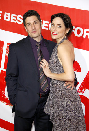 Jason Biggs and Jenny Mollen at the Los Angeles premiere of 'American Reunion' held at the Grauman's Chinese Theater in Hollywood on March 19, 2012.のeditorial素材