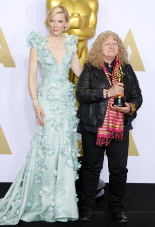Jenny Beavan and Cate Blanchett at the 88th Annual Academy Awards - Press Room held at the Loews Hollywood Hotel in Hollywood, USA on February 28, 2016.のeditorial素材