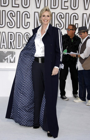 Jane Lynch at the 2010 MTV Video Music Awards held at the Nokia Theatre L.A. Live in Los Angeles on September 12, 2010.のeditorial素材