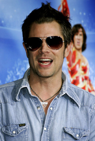 Johnny Knoxville attends the Los Angeles Premiere of "Blades of Glory" held at the Mann's Chinese Theater in Hollywood, California on March 28, 2007. Copyright 2007 by Popular Imagesのeditorial素材