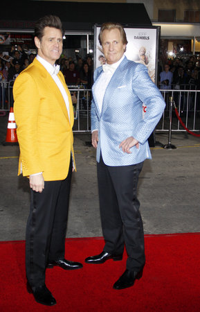 Jim Carrey and Jeff Daniels at the Los Angeles premiere of 'Dumb And Dumber To' held at the Regency Village Theatre in Los Angeles on November 3, 2014 in Los Angeles, California.のeditorial素材