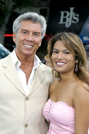 WESTWOOD, CA - JULY 07, 2004: Michael Buffer at the World premiere of 'I, Robot' held at the Mann Village Theatre in Westwood, USA on July 7, 2004.のeditorial素材