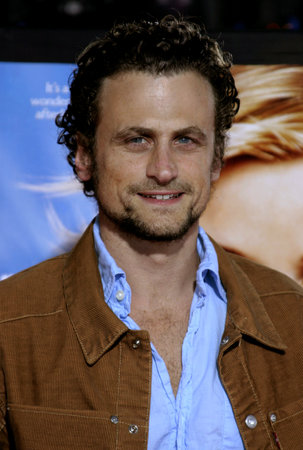 David Moscow at the Los Angeles premiere of 'Just Like Heaven' held at the Grauman's Chinese Theatre in Hollywood, USA on September 8, 2005.のeditorial素材