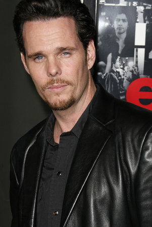 Kevin Dillon at the season 3 premiere of HBO's 'Entourage' held at the Cinerama Dome in Hollywood, USA on April 5, 2007.のeditorial素材