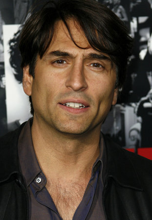 Vincent Spano at the season 3 premiere of HBO's 'Entourage' held at the Cinerama Dome in Hollywood, USA on April 5, 2007.のeditorial素材