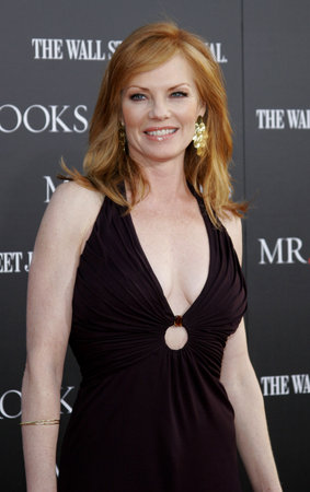 Marg Helgenberger attends Los Angeles Premiere of 'Mr. Brooks' held at the Grauman's Chinese Theater in Hollywood on May 22, 2007.のeditorial素材