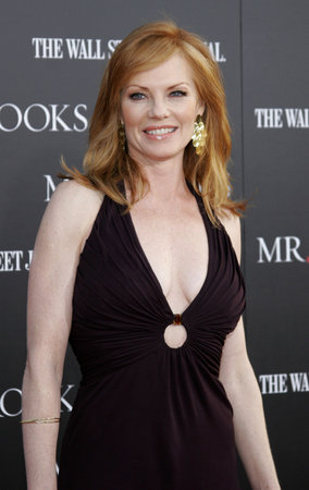Marg Helgenberger attends Los Angeles Premiere of 'Mr. Brooks' held at the Grauman's Chinese Theater in Hollywood on May 22, 2007.のeditorial素材