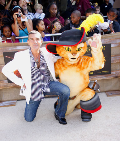 Antonio Banderas at the Los Angeles premiere of 'Puss In Boots' held at the Regency Village Theater in Westwood, USA on October 23, 2011.のeditorial素材