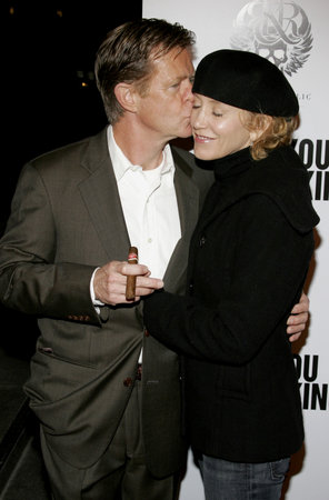 William H. Macy and Felicity Huffman at the Los Angeles premiere of 'Thank You For Smoking' held at the Directors Guild of America in Hollywood on March 16, 2006.のeditorial素材
