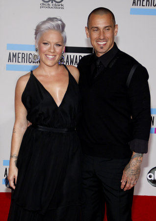Pink and Carey Hart at the 2010 American Music Awards held at the Nokia Theatre L.A. Live in Los Angeles, USA on November 21, 2010.のeditorial素材