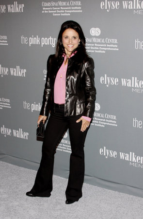 Julia Louis Dreyfuss at the 4th Annual Pink Party held at the Hanger 8 in Santa Monica, USA on September 13, 2008.のeditorial素材