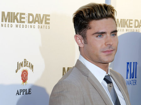Zac Efron at the Los Angeles premiere of 'Mike And Dave Need Wedding Dates' held at the ArcLight Cinemas in Hollywood, USA on June 29, 2016.のeditorial素材
