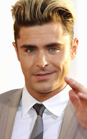 Zac Efron at the Los Angeles premiere of 'Mike And Dave Need Wedding Dates' held at the ArcLight Cinemas in Hollywood, USA on June 29, 2016.のeditorial素材