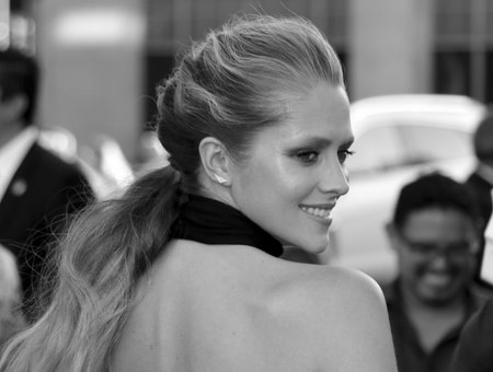 Teresa Palmer at the Los Angeles premiere of 'Lights Out' held at the TCL Chinese Theater in Hollywood, USA on July 20, 2016.のeditorial素材