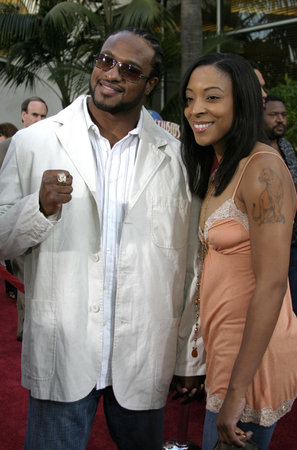 Boxer Lamon Brewster at the Los Angeles premiere of "Cinderella Man" held at the Gibson Amphitheatre at Universal City in Hollywood, USA on May 23, 2005.のeditorial素材