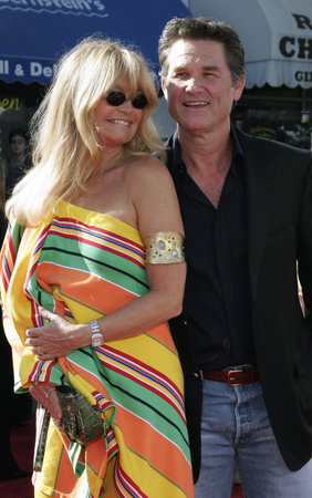 Goldie Hawn and Kurt Russell at the Los Angeles premiere of 'Dreamer' held at the Mann Village Theatre in Westwood, USA on October 9, 2005.のeditorial素材
