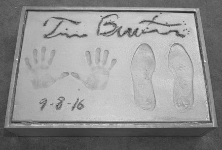 Tim Burton Hand And Footprint Ceremony held at the TCL Chinese Theater in Hollywood, USA on September 8, 2016.のeditorial素材