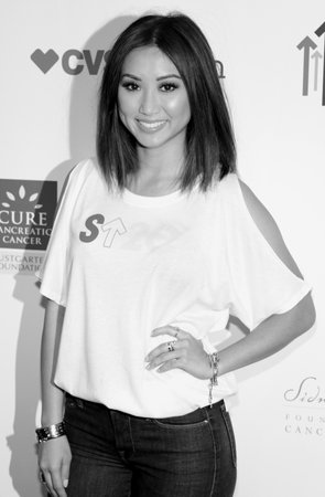 Brenda Song at the 5th Biennial Stand Up To Cancer held at the Walt Disney Concert Hall in Los Angeles, USA on September 9, 2016.のeditorial素材