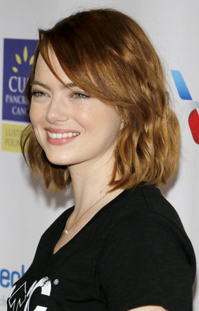 Emma Stone at the 5th Biennial Stand Up To Cancer held at the Walt Disney Concert Hall in Los Angeles, USA on September 9, 2016.のeditorial素材