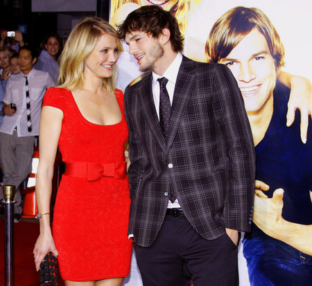 Cameron Diaz and Ashton Kutcher at the World premiere of "What Happens in Vegas" held at the Mann Village Theater in Westwood, California, United States on May 1, 2008.のeditorial素材